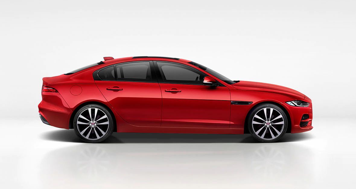 JAGUAR XE