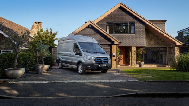 Ford Transit: Aufladen zu Hause - Aufladen zu Hause