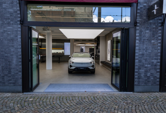 Polestar 3 im Space