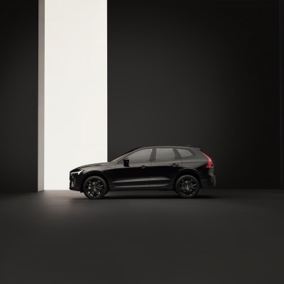 VOLVO XC60 T6 AWD Recharge Plus Black Edition