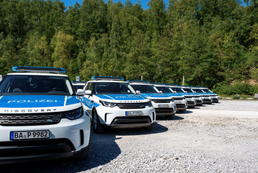 Bundespolizei mit Land Rover