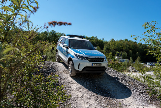 Bundespolizei mit Land Rover