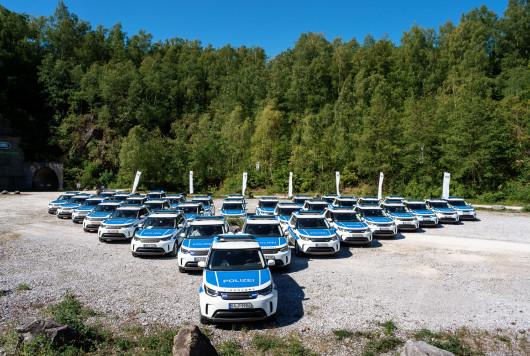 Bundespolizei mit Land Rover