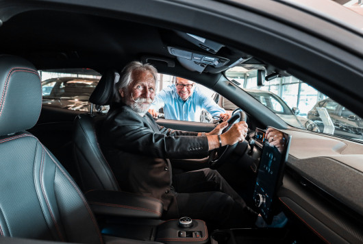 Henning Krautmacher mit Ford Mustang MachE