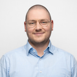 Nils Brodesser