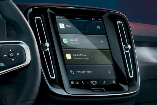 Dank automatischer Over-the-Air Updates können sich bald über ein Fahrzeug freuen, das immer auf dem neusten Stand ist. - Der Volvo C40 Recharge Pure Electric in Bildern