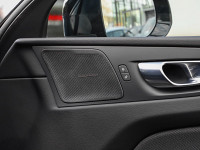 Volvo XC60 B4 (Diesel) R-Design RFK BLIS HUD - SUV/Off-road - Schwarz - Gebrauchtwagen - Bild 11
