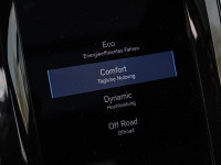Volvo XC60 B4 (Diesel) R-Design RFK BLIS HUD - SUV/Off-road - Schwarz - Gebrauchtwagen - Bild 13