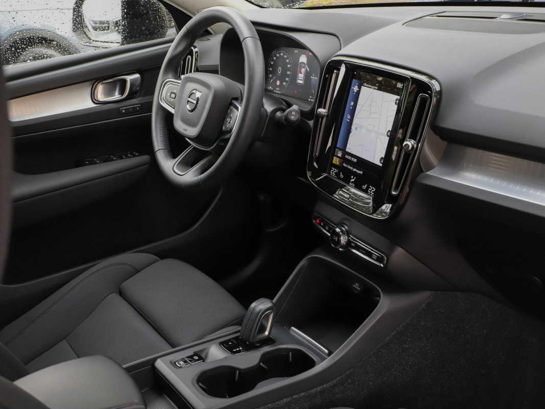 Volvo XC40 T5 Recharge - SUV/Off-road - Grau - Gebrauchtwagen - Bild 7