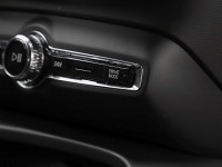 Volvo XC40 T5 Recharge - SUV/Off-road - Grau - Gebrauchtwagen - Bild 10