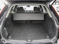 Volvo XC60 B4 (D) - SUV/Off-road - Schwarz - Gebrauchtwagen - Bild 12