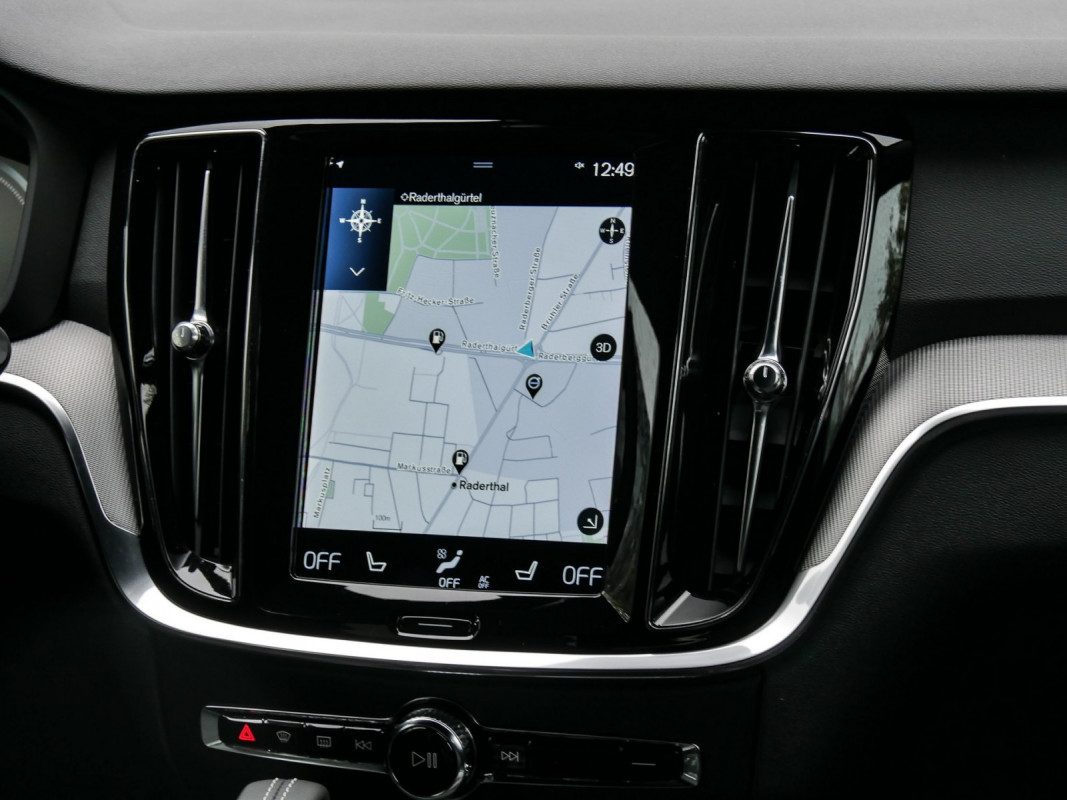 Volvo V60 T8 Recharge AWD - Kombi - Blau - Gebrauchtwagen - Bild 9
