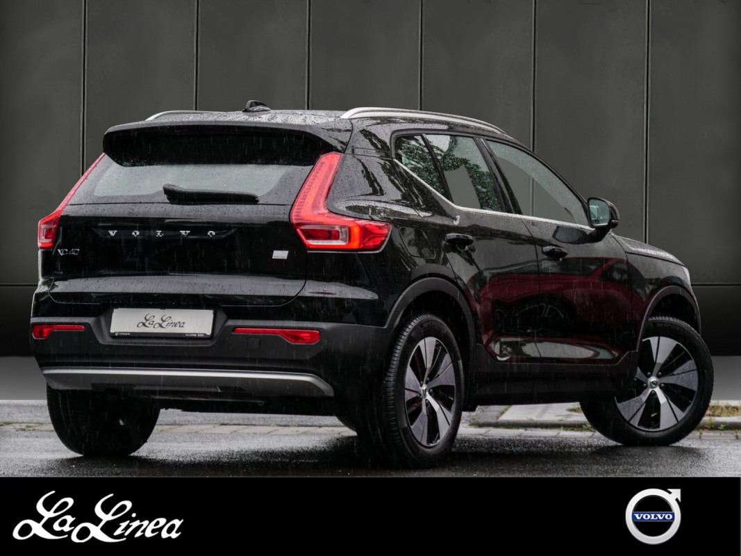 Volvo XC40 T4 Recharge - SUV/Off-road - Schwarz - Gebrauchtwagen - Bild 2