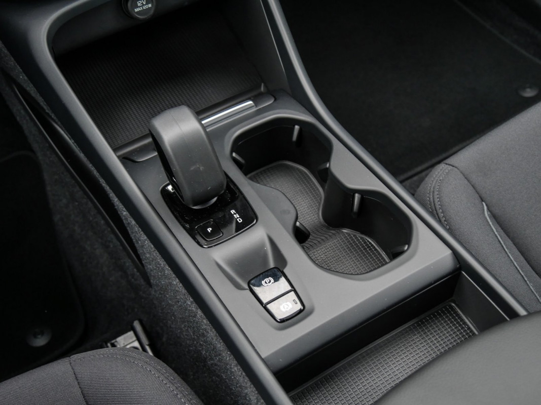 Volvo XC40 T4 Recharge - SUV/Off-road - Schwarz - Gebrauchtwagen - Bild 15