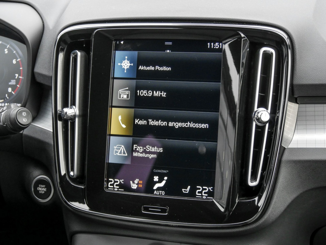 Volvo XC40 T3 - SUV/Off-road - Schwarz - Gebrauchtwagen - Bild 9