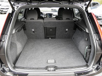 Volvo XC40 T3 - SUV/Off-road - Schwarz - Gebrauchtwagen - Bild 12