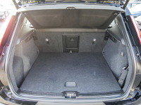 Volvo XC40 B4 (B) - SUV/Off-road - Schwarz - Gebrauchtwagen - Bild 12