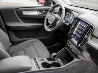 Volvo XC40 T2 - SUV/Off-road - Schwarz - Gebrauchtwagen - Bild 3