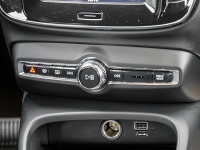 Volvo XC40 T2 - SUV/Off-road - Schwarz - Gebrauchtwagen - Bild 11