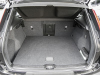 Volvo XC40 T2 - SUV/Off-road - Schwarz - Gebrauchtwagen - Bild 12
