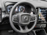 Volvo XC40 T2 - SUV/Off-road - Schwarz - Gebrauchtwagen - Bild 14