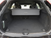 Volvo XC60 B4 (D) AWD - SUV/Off-road - Schwarz - Gebrauchtwagen - Bild 11
