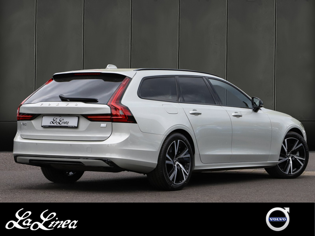 Volvo V90 T8 TE AWD - Kombi - Silber - Gebrauchtwagen - Bild 2