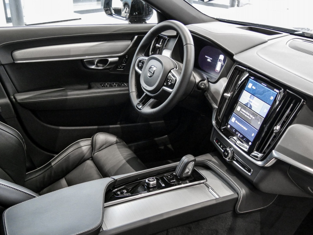 Volvo V90 B4 (D) AWD - Kombi - Grau - Gebrauchtwagen - Bild 3