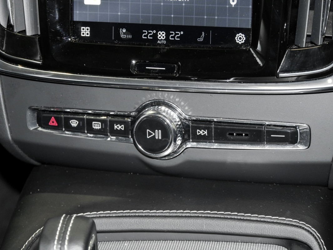Volvo V90 B4 (D) AWD - Kombi - Grau - Gebrauchtwagen - Bild 11