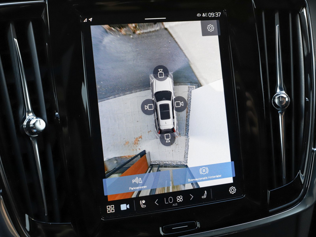 Volvo V90 T8 Recharge AWD - Kombi - Weiss - Gebrauchtwagen - Bild 13