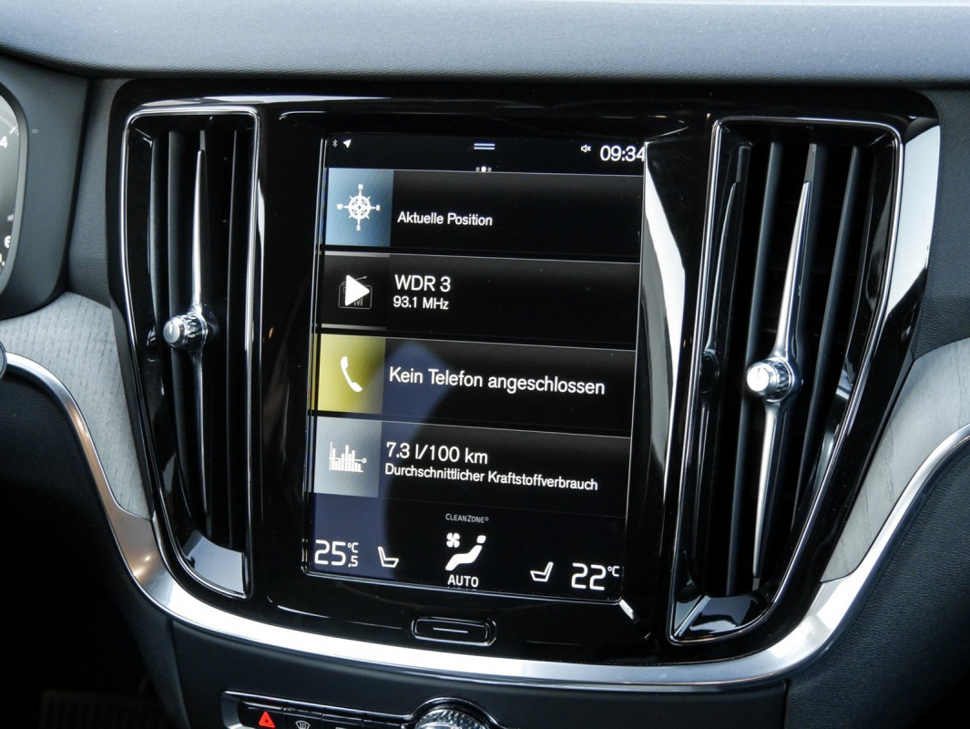 Volvo V60 D4 Inscription - Kombi - Schwarz - Gebrauchtwagen - Bild 9