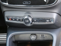 Volvo XC40 B4 (B) - SUV/Off-road - Grau - Gebrauchtwagen - Bild 11
