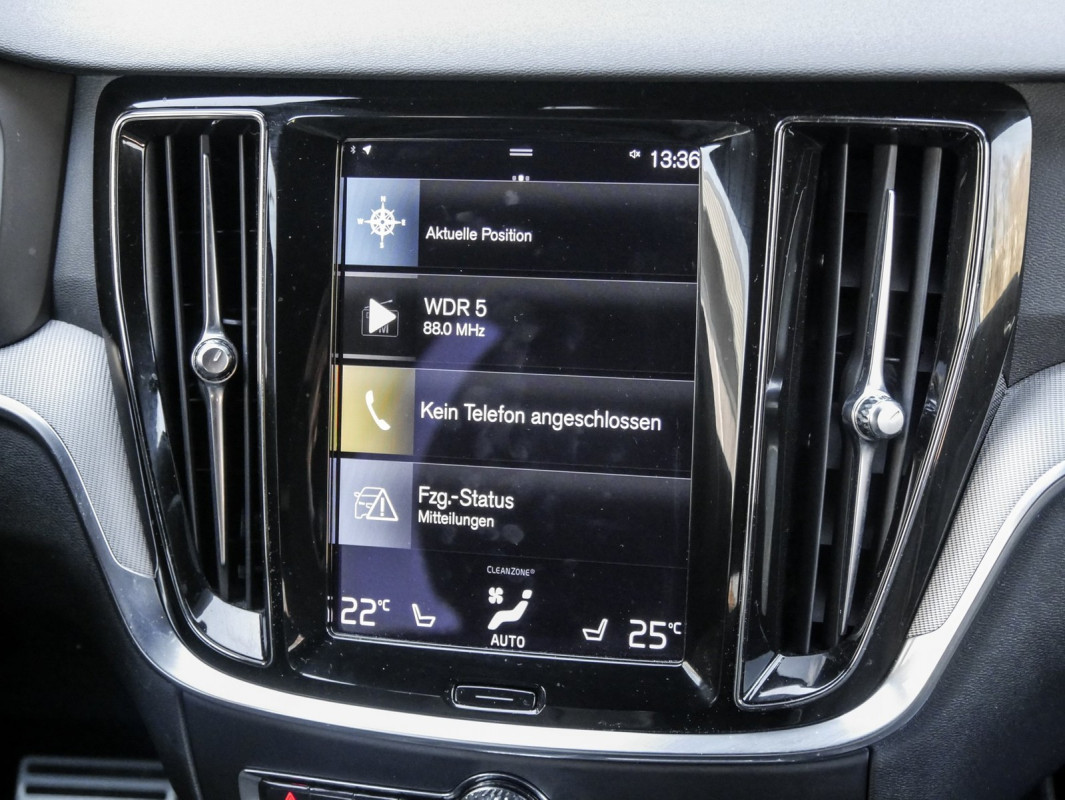 Volvo V60 T6 Recharge Plug-in Hybrid AWD - Kombi - Blau - Gebrauchtwagen - Bild 9