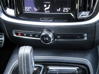 Volvo V60 T6 Recharge Plug-in Hybrid AWD - Kombi - Blau - Gebrauchtwagen - Bild 11