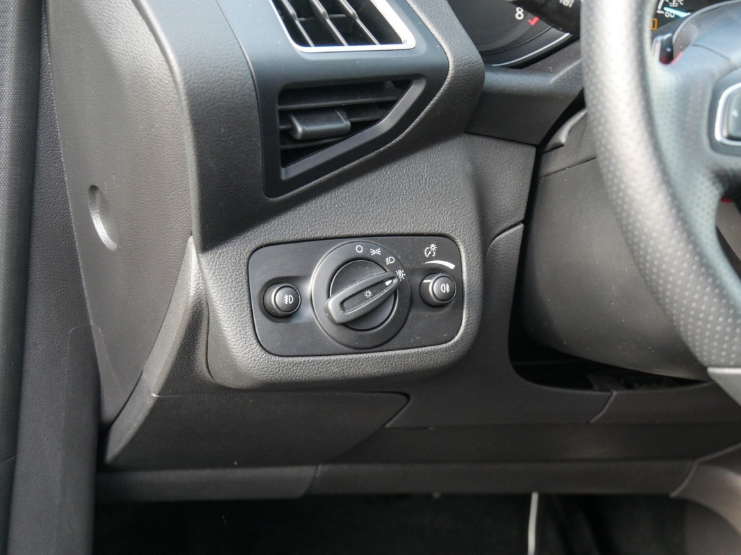 Ford Kuga 1.5 EcoBoost - SUV/Off-road - Blau - Gebrauchtwagen - Bild 15