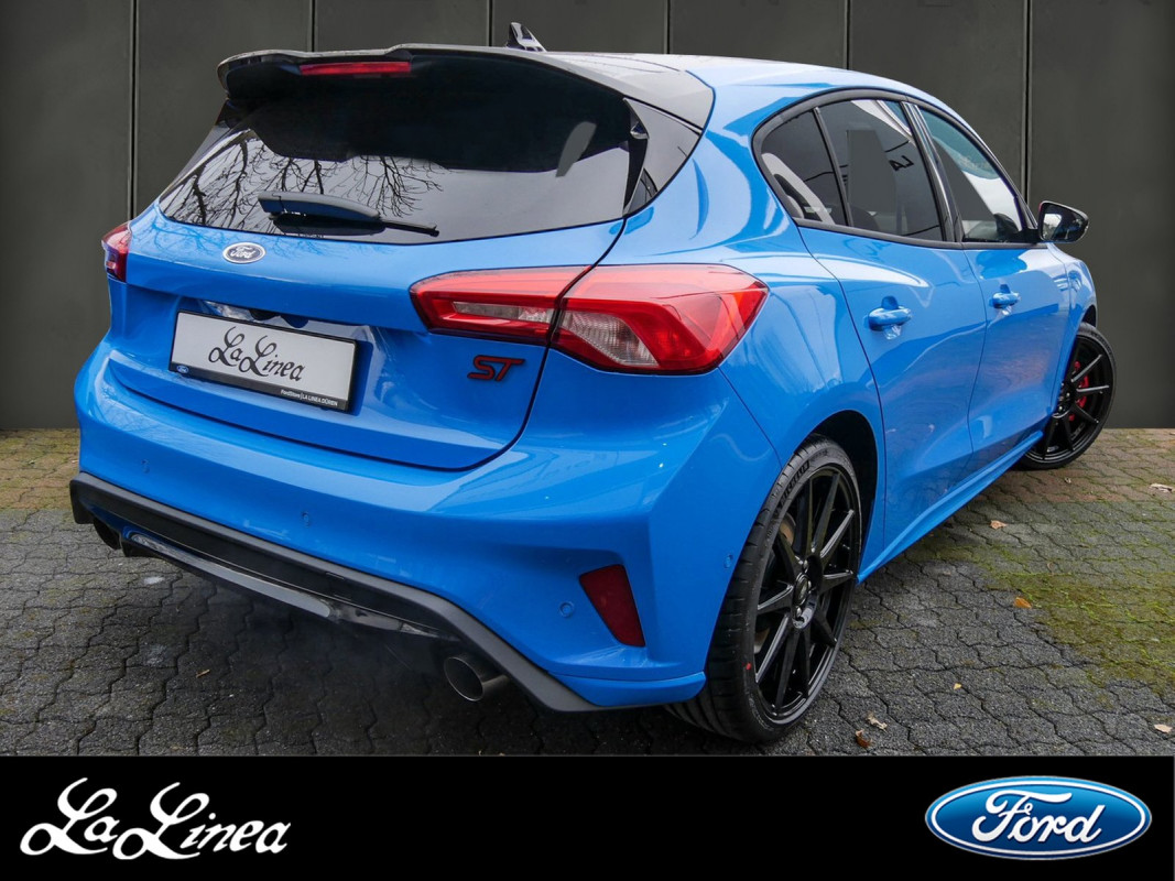 Ford Focus ST 2.3 EcoBoost - Limousine - Blau - Gebrauchtwagen - Bild 2