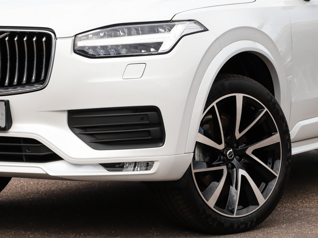 Volvo XC90 B5 (B) - SUV/Off-road - Weiss - Gebrauchtwagen - Bild 6