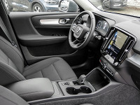 Volvo XC40 T3 Momentum Pro ACC BLIS - SUV/Off-road - Grau - Gebrauchtwagen - Bild 3