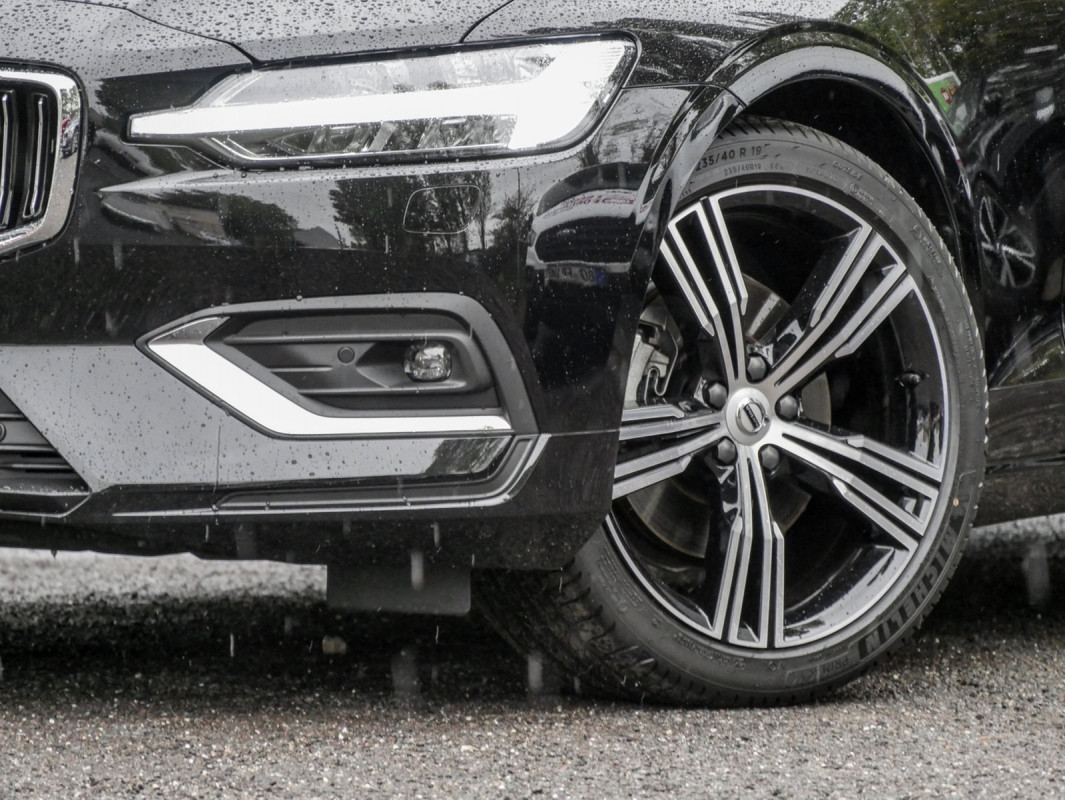 Volvo S60 B4 Benzin 8-Gang Gear - Limousine - Schwarz - Gebrauchtwagen - Bild 6