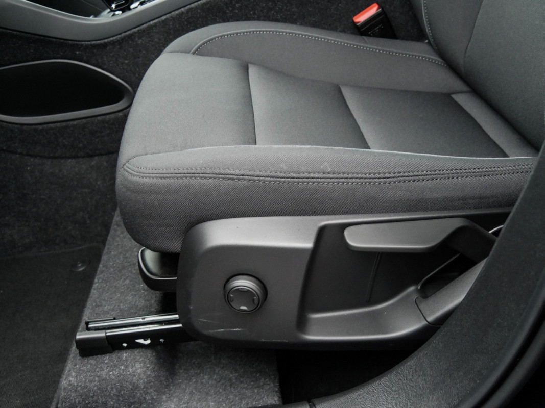 Volvo XC40 T5 Recharge - SUV/Off-road - Schwarz - Gebrauchtwagen - Bild 13