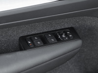 Volvo XC40 T3 INSCRIPTION Expression - SUV/Off-road - Schwarz - Gebrauchtwagen - Bild 12