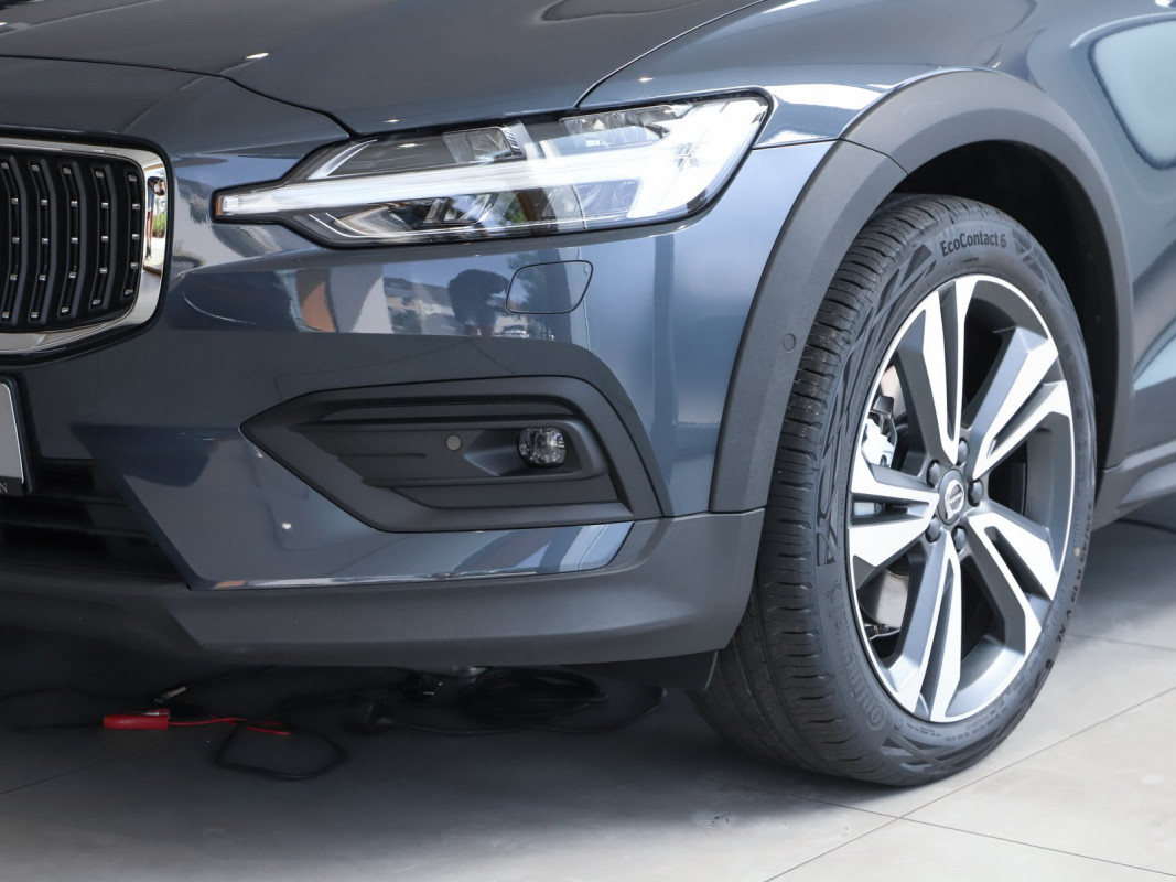 Volvo V60 Cross Country B4 Diesel Mild Hybrid - Kombi - Blau - Neuwagen - Bild 5