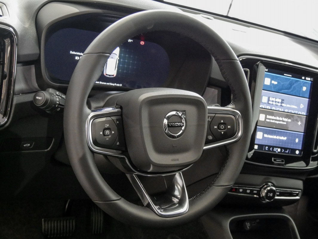 Volvo XC40 - SUV/Off-road - Schwarz - Gebrauchtwagen - Bild 13