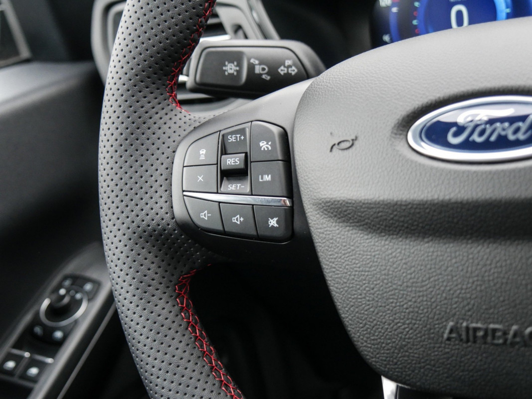 Ford Kuga 1,5l EcoBoost - SUV/Off-road - Grau - Neuwagen - Bild 15