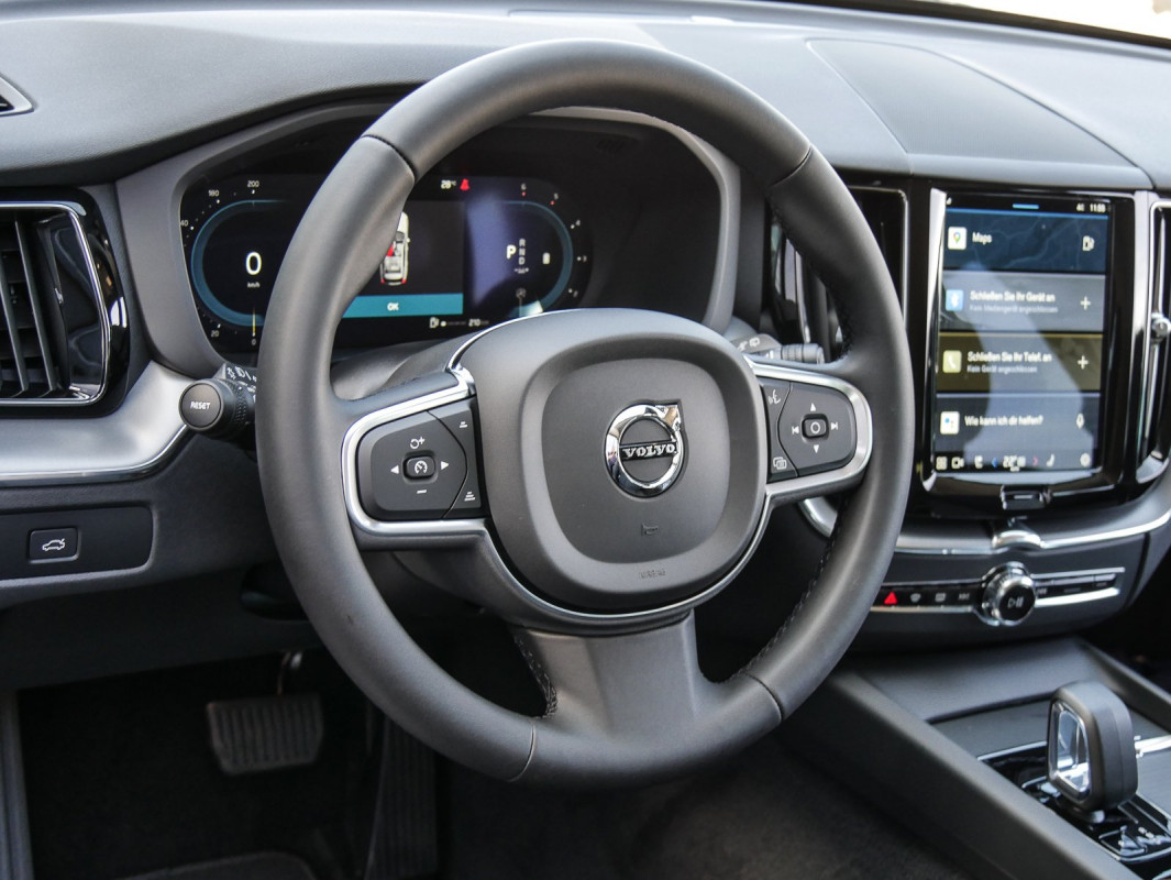 Volvo XC60 B4 Mild-Hybrid Diesel AWD - SUV/Off-road - Schwarz - Neuwagen - Bild 8