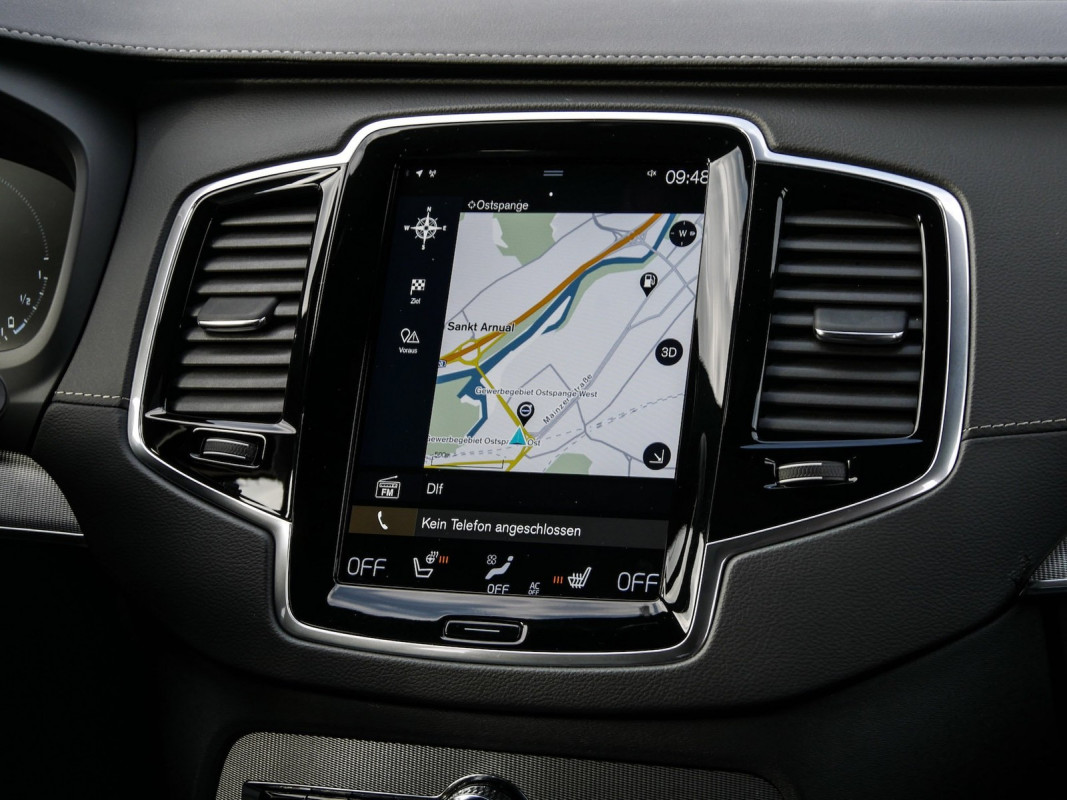 Volvo XC90 T8 Recharge AWD - SUV/Off-road - Schwarz - Gebrauchtwagen - Bild 9