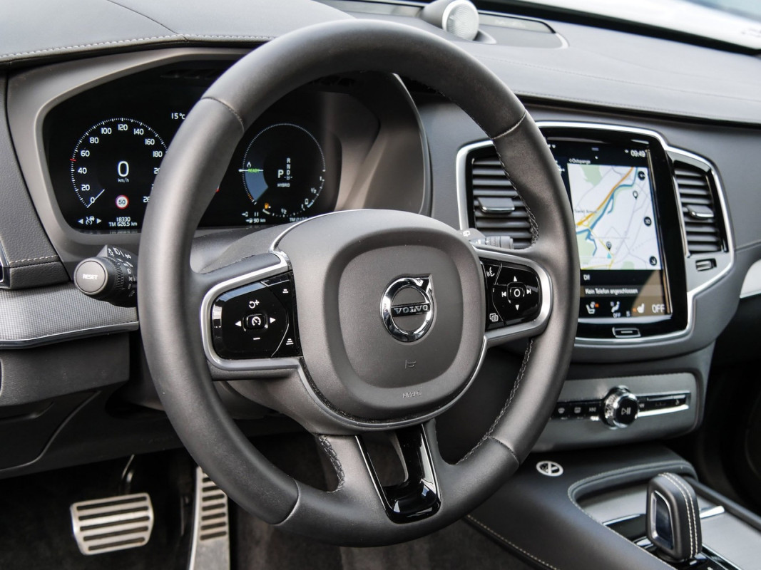 Volvo XC90 T8 Recharge AWD - SUV/Off-road - Schwarz - Gebrauchtwagen - Bild 15
