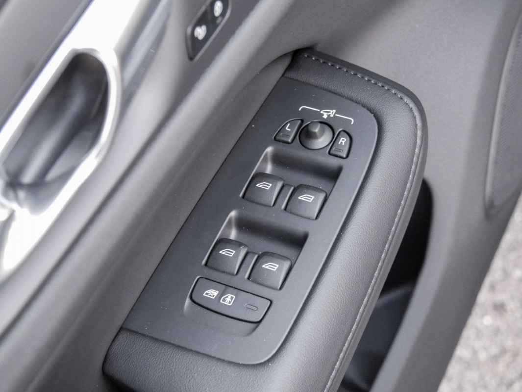 Volvo V60 B4 (D) - Kombi - Grau - Gebrauchtwagen - Bild 14