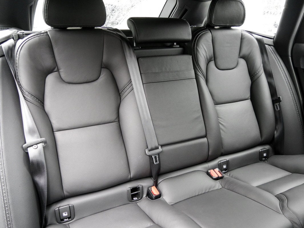 Volvo V90 Cross Country D4 - Kombi - Grau - Gebrauchtwagen - Bild 5