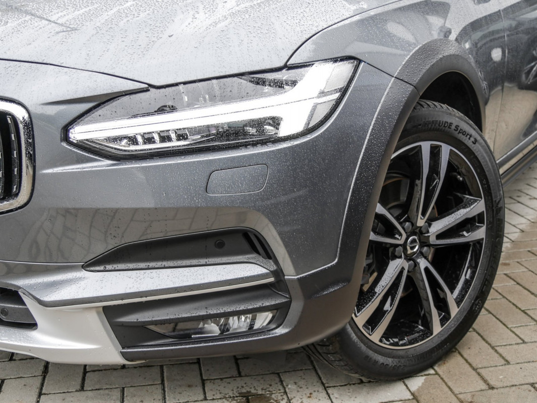 Volvo V90 Cross Country D4 - Kombi - Grau - Gebrauchtwagen - Bild 6